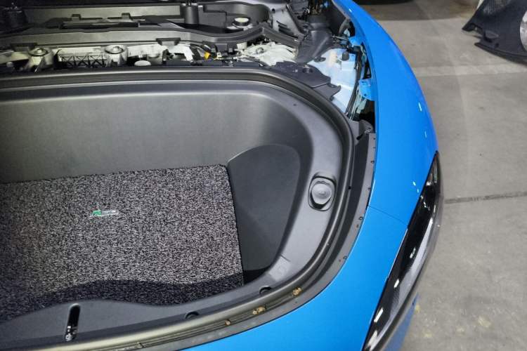 Used Xiaomi Auto SU7 2026 Model Max Engine Bay Left