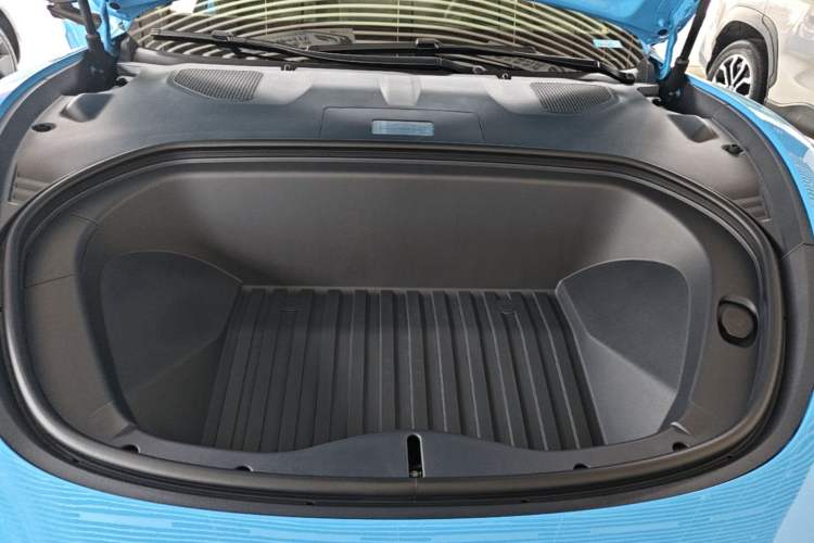 Used Xiaomi Auto SU7 2026 Model Pro Engine Bay