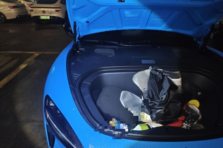 Used Xiaomi Auto SU7 2026 Model Standard Edition Engine Bay Right