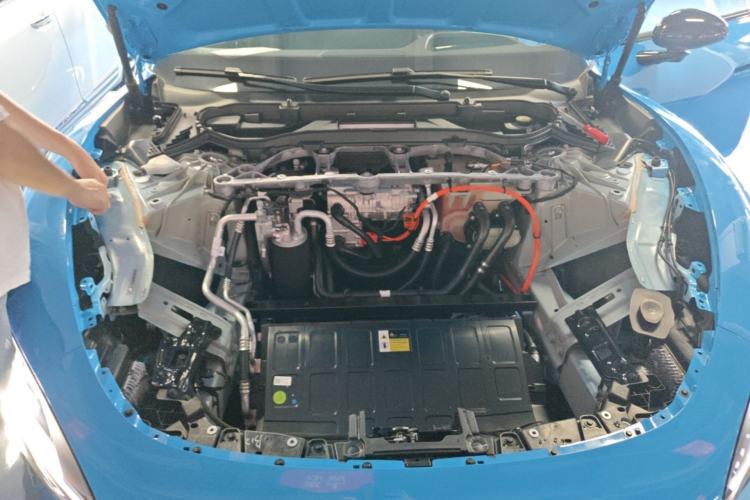 Used Xiaomi Auto SU7 2026 Model Pro Engine Bay