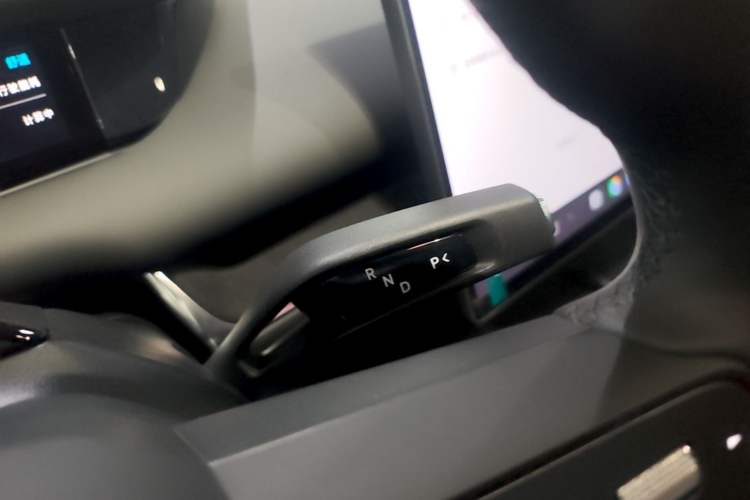Used Xiaomi Auto SU7 2026 Model Pro Gear Lever