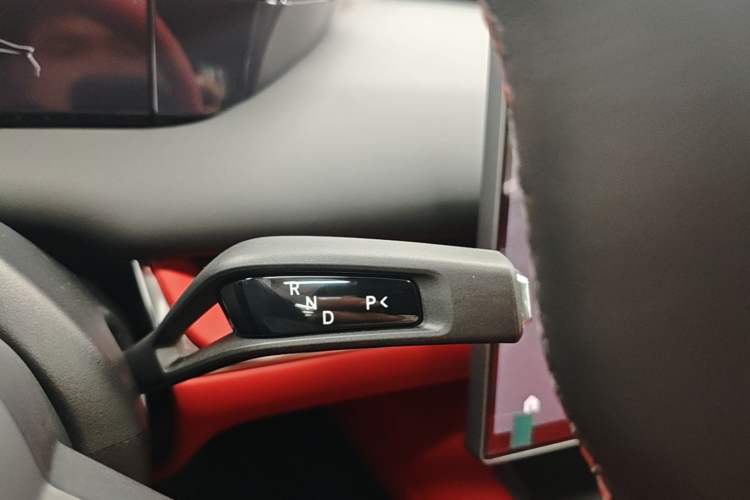 Used Xiaomi Auto SU7 2026 Model Standard Edition Gear Lever
