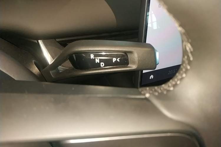Used Xiaomi Auto SU7 2026 Model Standard Edition Gear Lever