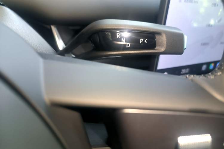 Used Xiaomi Auto SU7 2026 Model Pro Gear Lever