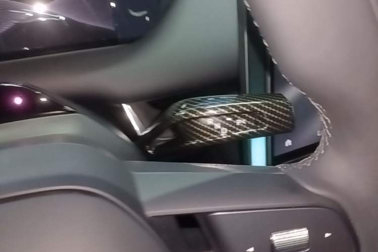 Used Xiaomi Auto SU7 2026 Model Standard Edition Gear Lever