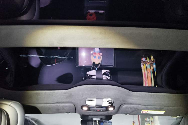 Used Xiaomi Auto SU7 2026 Model Max Headliner