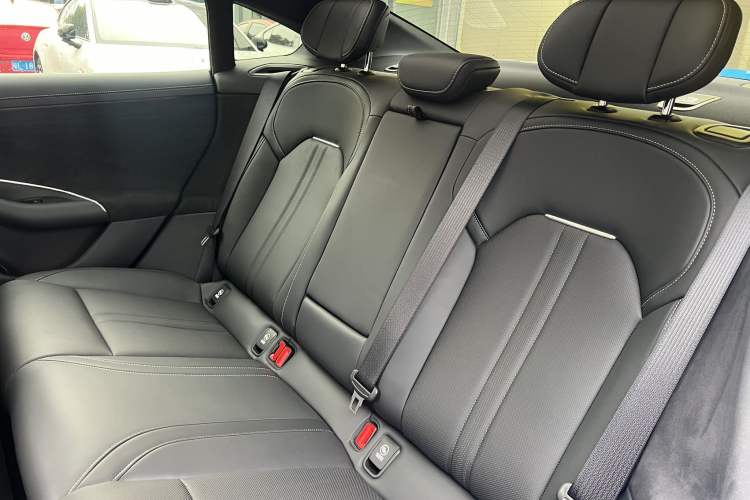 Used Xiaomi Auto SU7 2026 Model Pro Interior 10