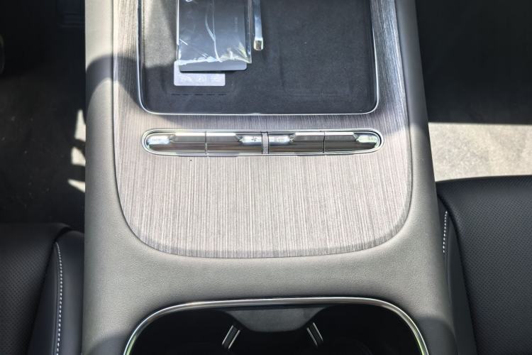 Used Xiaomi Auto SU7 2026 Model Pro Interior 8
