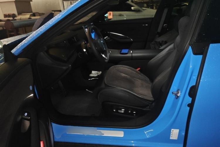 Used Xiaomi Auto SU7 2026 Model Standard Edition Left Front Seat