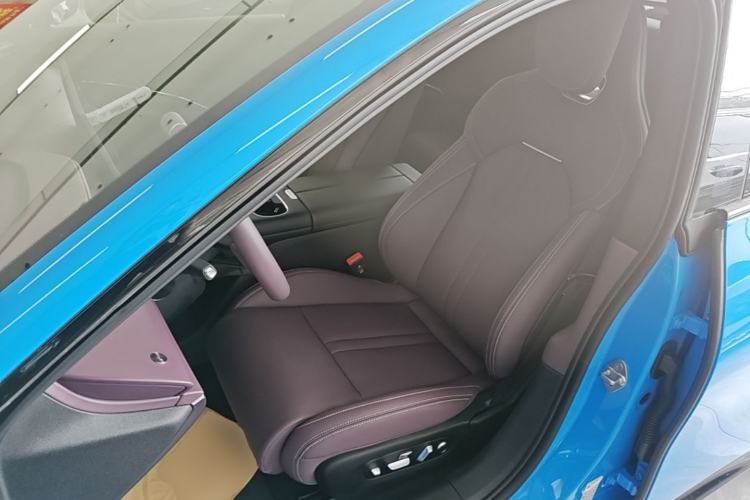 Used Xiaomi Auto SU7 2026 Model Standard Edition Left Front Seat