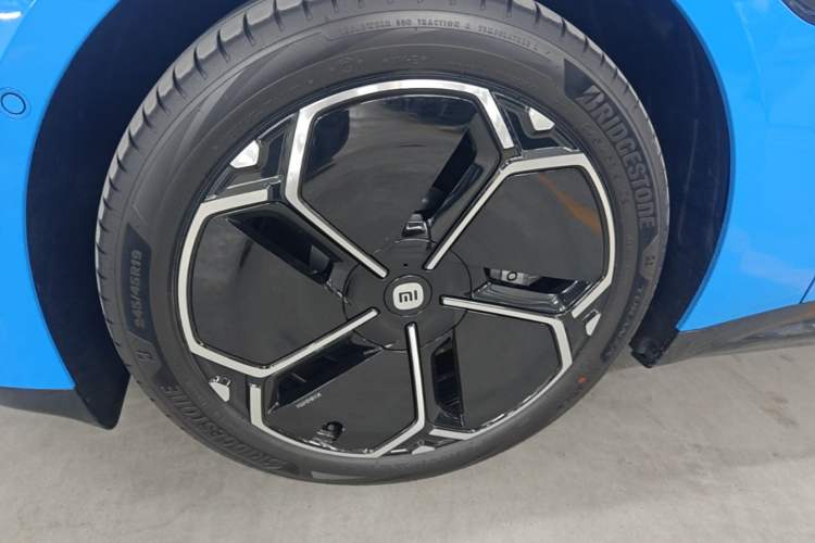 Used Xiaomi Auto SU7 2026 Model Standard Edition Left Front Wheel Hub