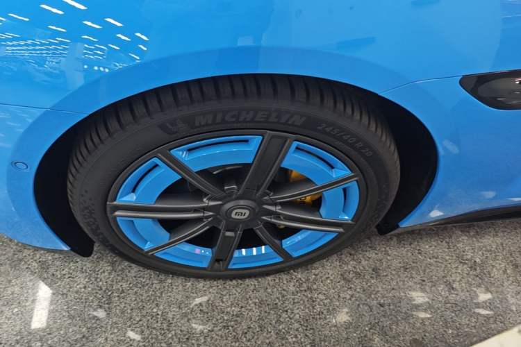 Used Xiaomi Auto SU7 2026 Model Pro Left Front Wheel Hub