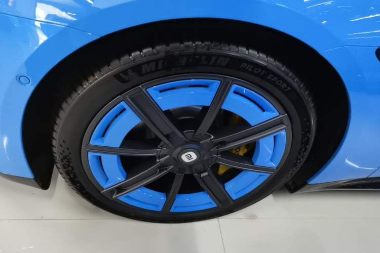 Used Xiaomi Auto SU7 2026 Model Pro Left Front Wheel Hub