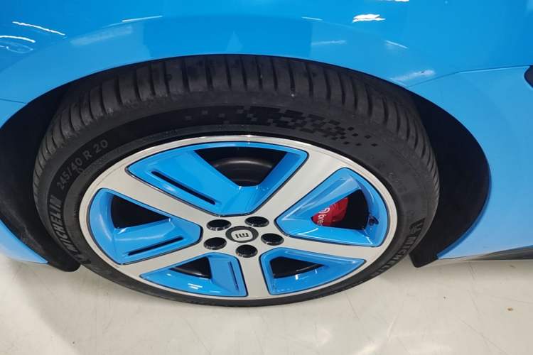 Used Xiaomi Auto SU7 2026 Model Max Left Front Wheel Hub