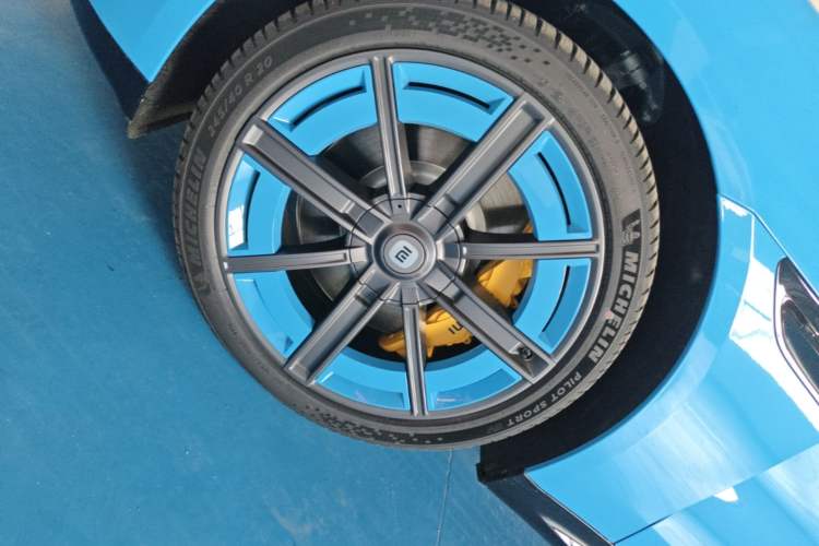 Used Xiaomi Auto SU7 2026 Model Pro Left Front Wheel Hub