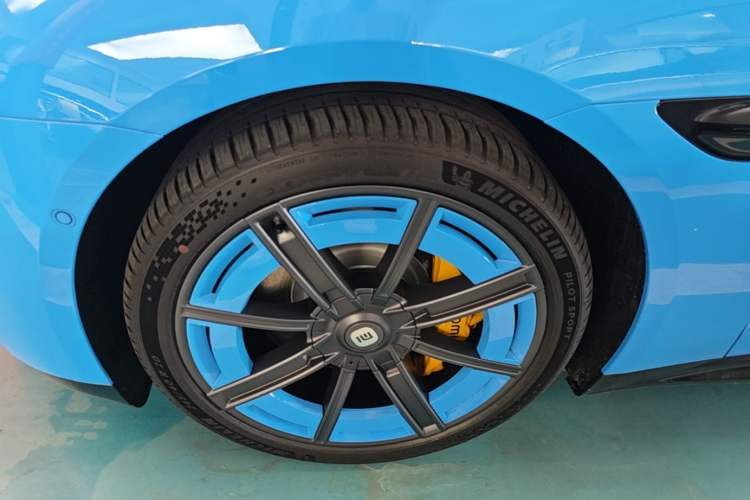Used Xiaomi Auto SU7 2026 Model Pro Left Front Wheel Hub