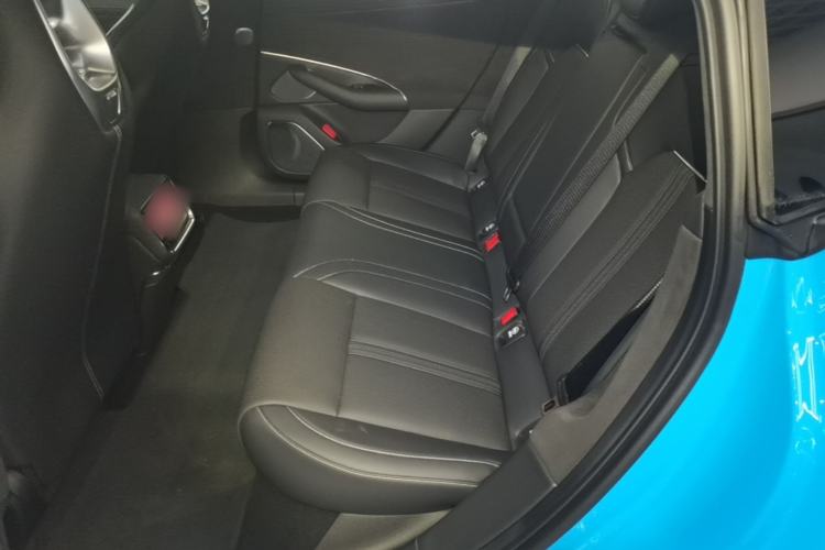Used Xiaomi Auto SU7 2026 Model Standard Edition Left Rear Seat
