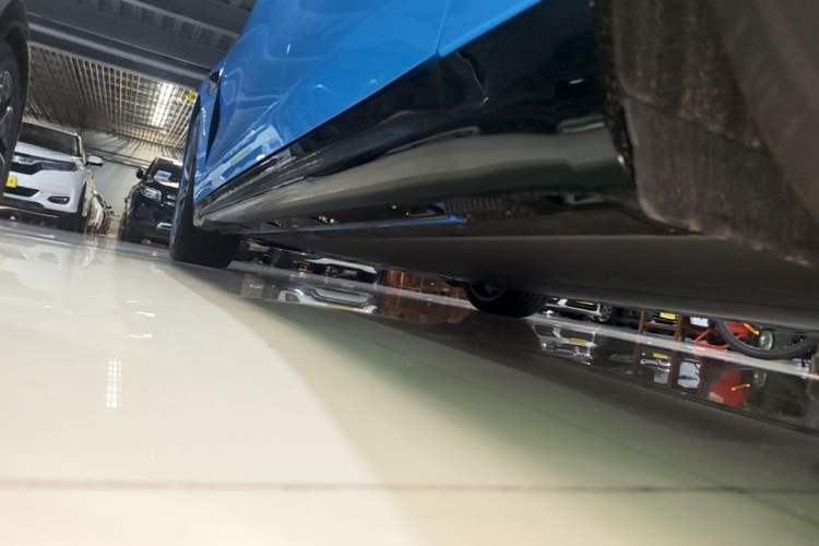 Used Xiaomi Auto SU7 2026 Model Pro Left Side Sill
