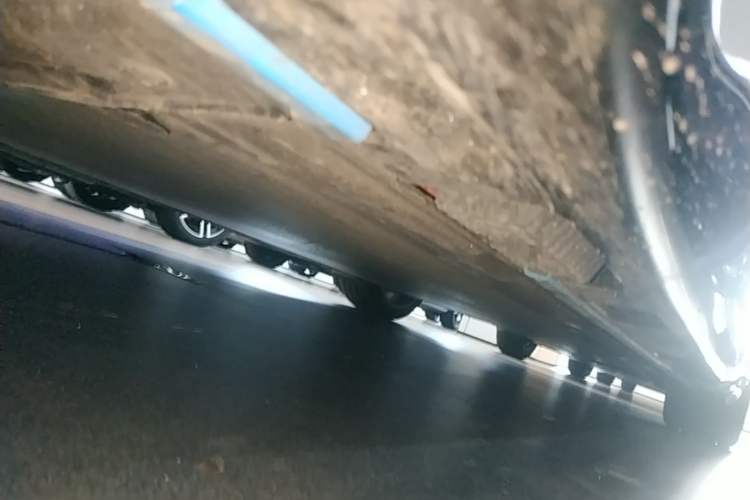 Used Xiaomi Auto SU7 2026 Model Standard Edition Left Side Sill