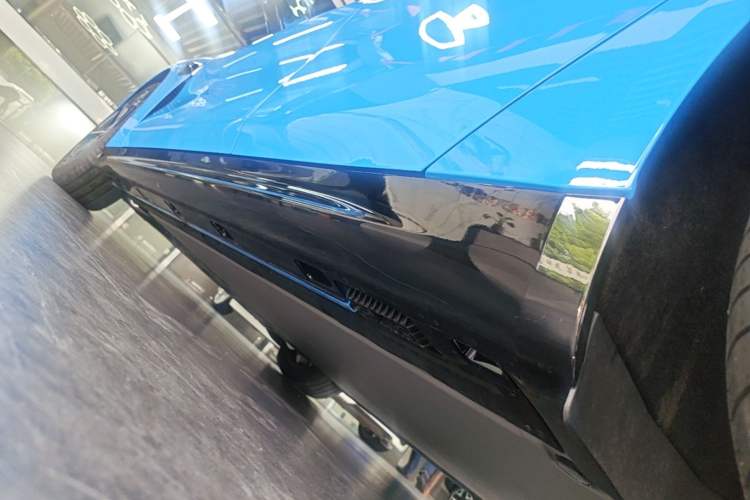 Used Xiaomi Auto SU7 2026 Model Standard Edition Left Side Sill