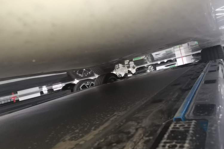 Used Xiaomi Auto SU7 2026 Model Standard Edition Left Side Sill