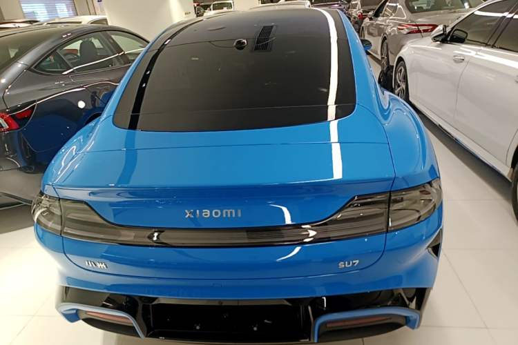Used Xiaomi Auto SU7 2026 Model Standard Edition Rear