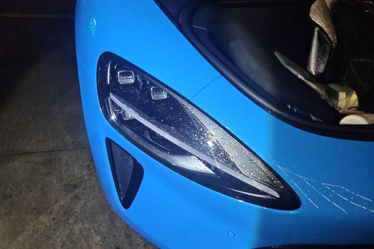 Used Xiaomi Auto SU7 2026 Model Standard Edition Right Front Headlight