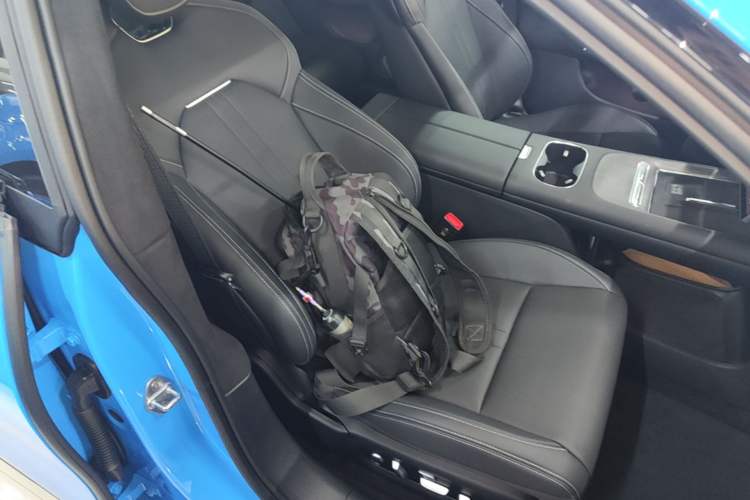 Used Xiaomi Auto SU7 2026 Model Pro Right Front Seat