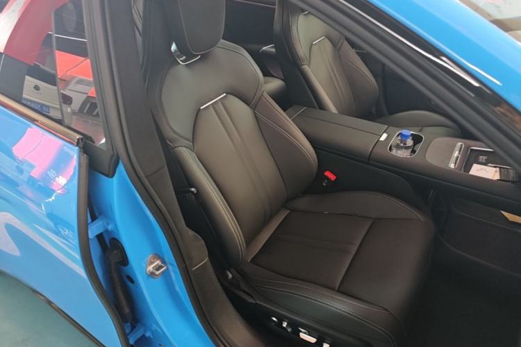 Used Xiaomi Auto SU7 2026 Model Pro Right Front Seat