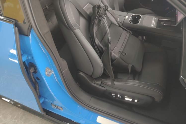 Used Xiaomi Auto SU7 2026 Model Pro Right Front Seat