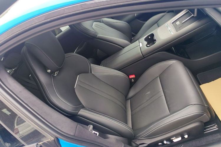 Used Xiaomi Auto SU7 2026 Model Standard Edition Right Front Seat