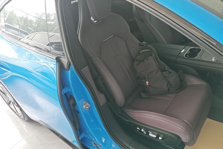 Used Xiaomi Auto SU7 2026 Model Standard Edition Right Front Seat