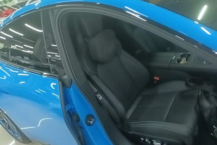 Used Xiaomi Auto SU7 2026 Model Standard Edition Right Front Seat