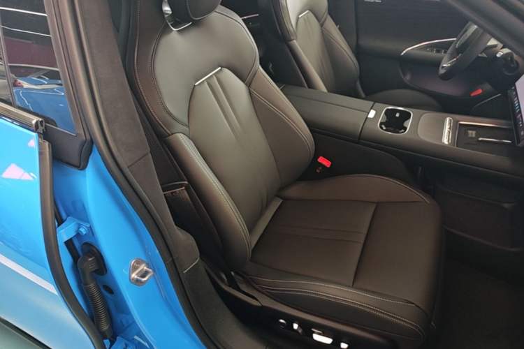 Used Xiaomi Auto SU7 2026 Model Pro Right Front Seat