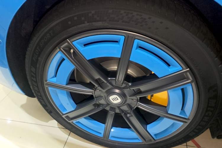 Used Xiaomi Auto SU7 2026 Model Pro Right Rear Wheel Hub