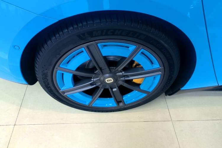Used Xiaomi Auto SU7 2026 Model Pro Right Rear Wheel Hub