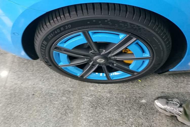 Used Xiaomi Auto SU7 2026 Model Pro Right Rear Wheel Hub
