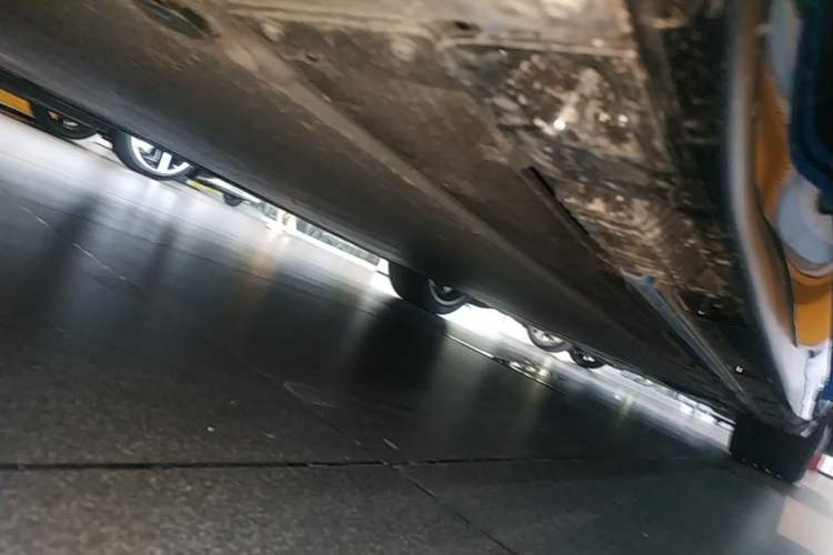 Used Xiaomi Auto SU7 2026 Model Standard Edition Right Side Sill