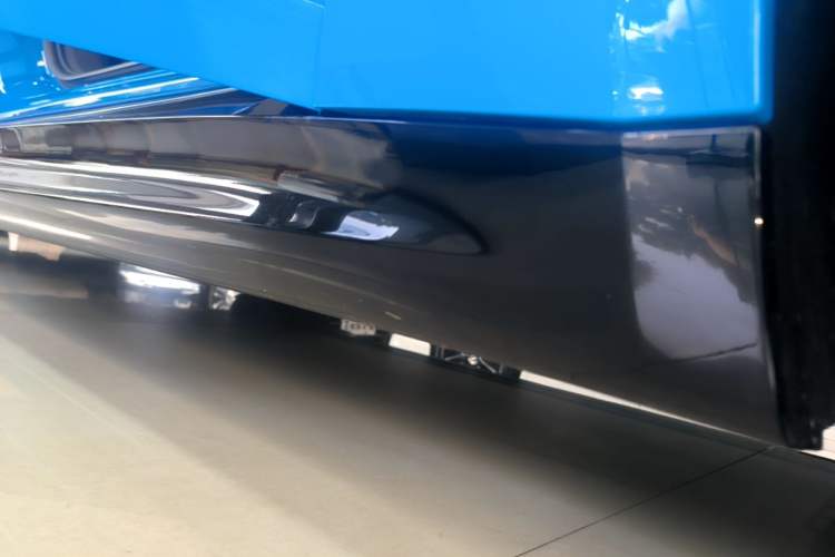 Used Xiaomi Auto SU7 2026 Model Pro Right Side Sill