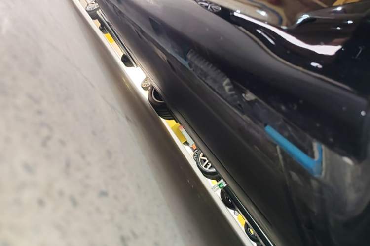 Used Xiaomi Auto SU7 2026 Model Pro Right Side Sill