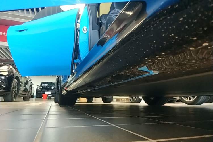 Used Xiaomi Auto SU7 2026 Model Pro Right Side Sill