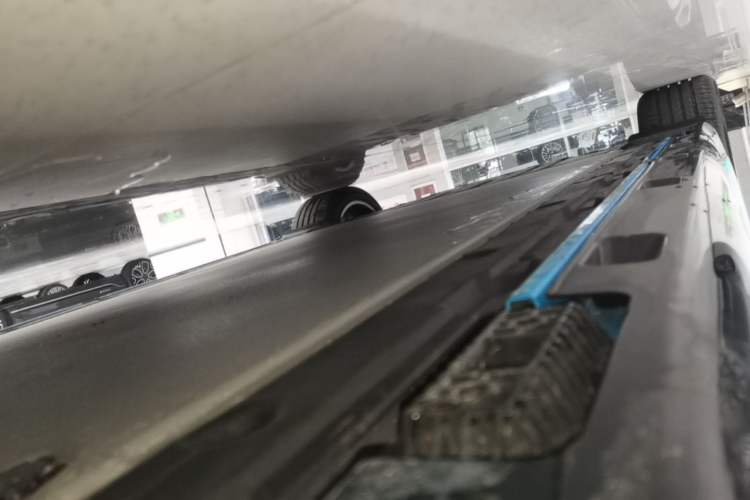 Used Xiaomi Auto SU7 2026 Model Standard Edition Right Side Sill