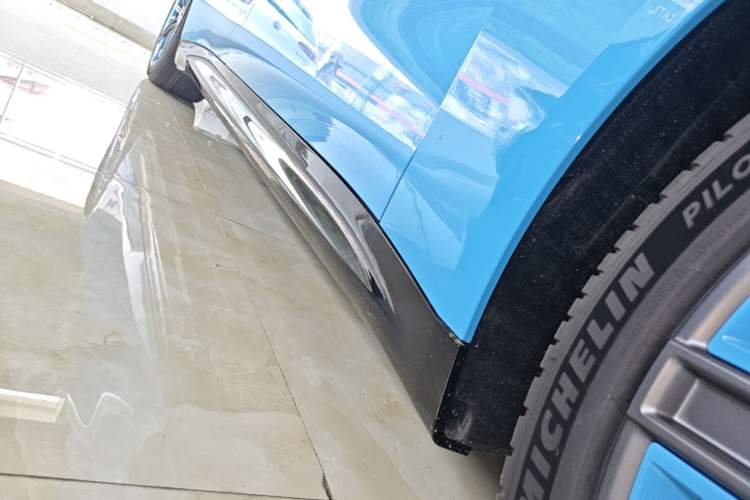 Used Xiaomi Auto SU7 2026 Model Pro Right Side Sill