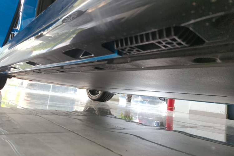 Used Xiaomi Auto SU7 2026 Model Pro Right Side Sill