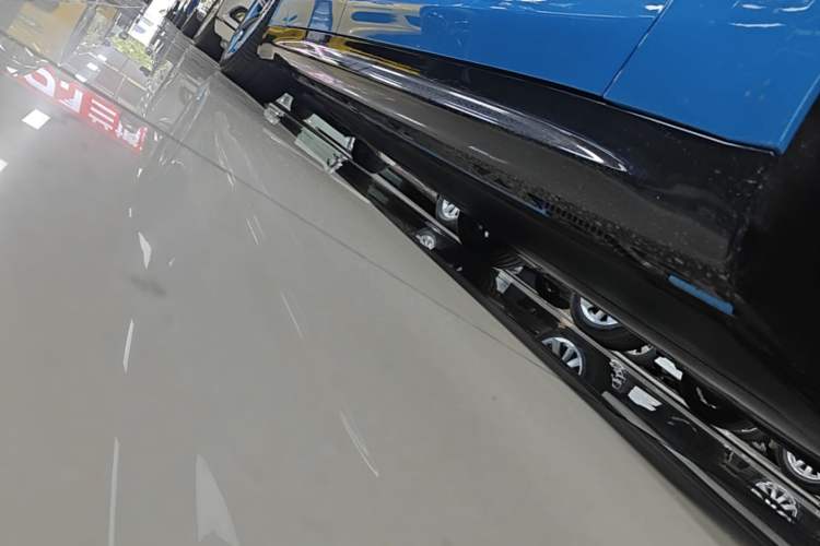 Used Xiaomi Auto SU7 2026 Model Pro Right Side Sill