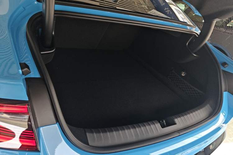 Used Xiaomi Auto SU7 2026 Model Pro Trunk