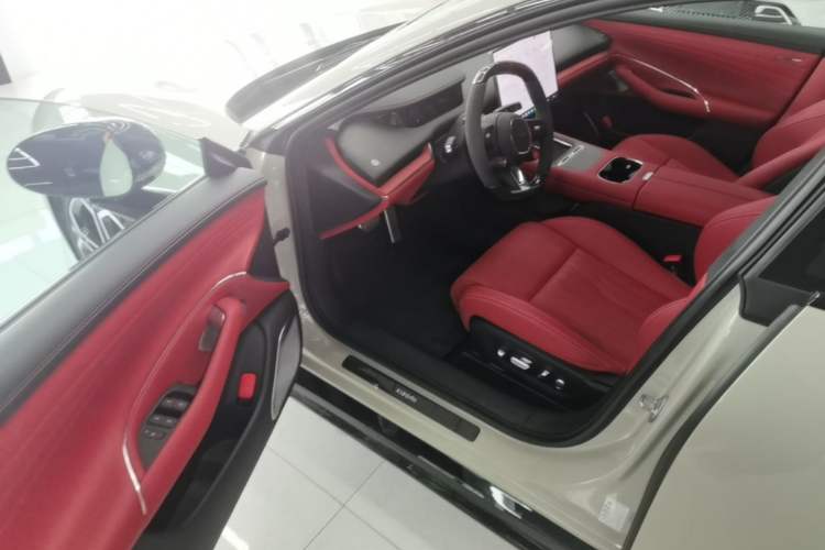 Used Xiaomi Auto SU7 2026 Model Max Driver Seat