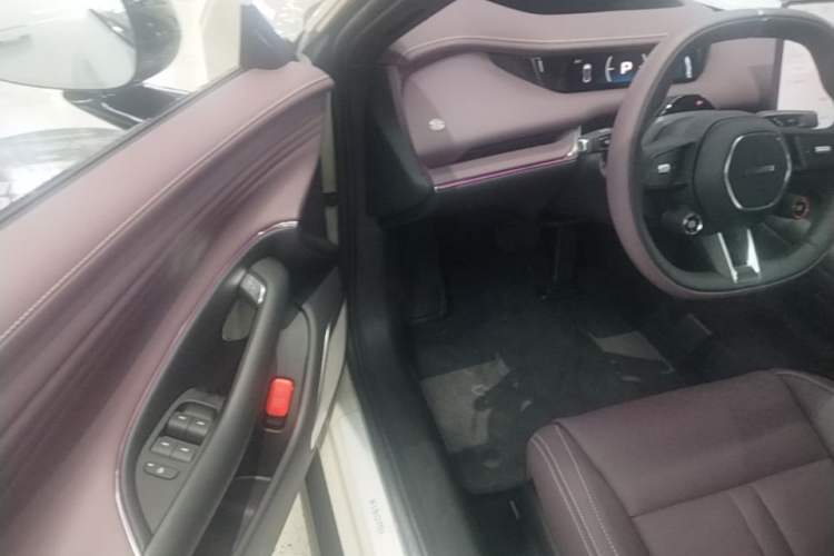 Used Xiaomi Auto SU7 2026 Model Standard Edition Driver Seat