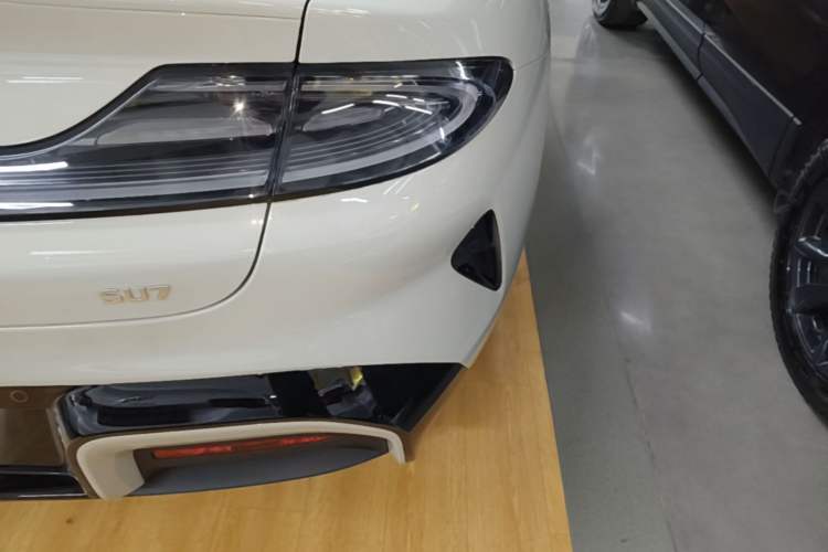 Used Xiaomi Auto SU7 2026 Model Standard Edition Exterior 3