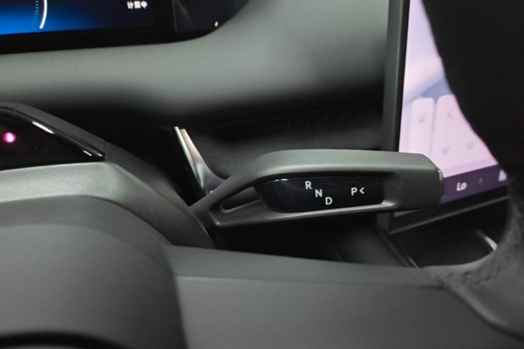 Used Xiaomi Auto SU7 2026 Model Pro Gear Lever